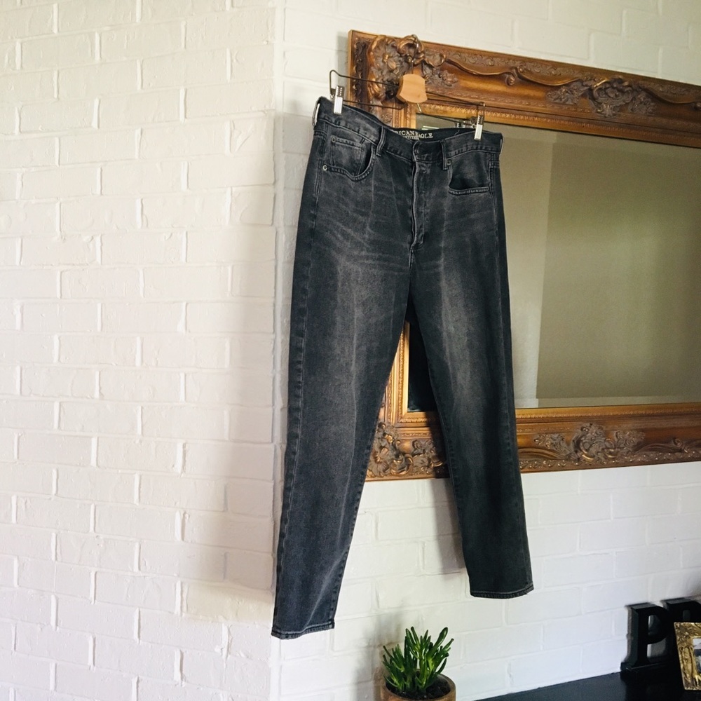 American Eagle High Rise Girlfriend Jeans